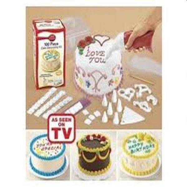 Set de forme pentru decorarea torturilor, cu litere si flori