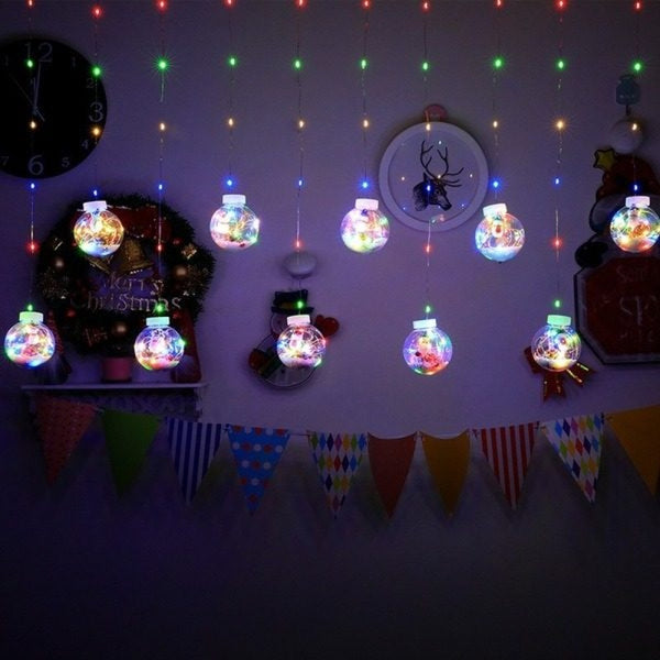Set 2 x Instalatie tip perdea luminoasa, cu 10 globuri cu Mos Craciun